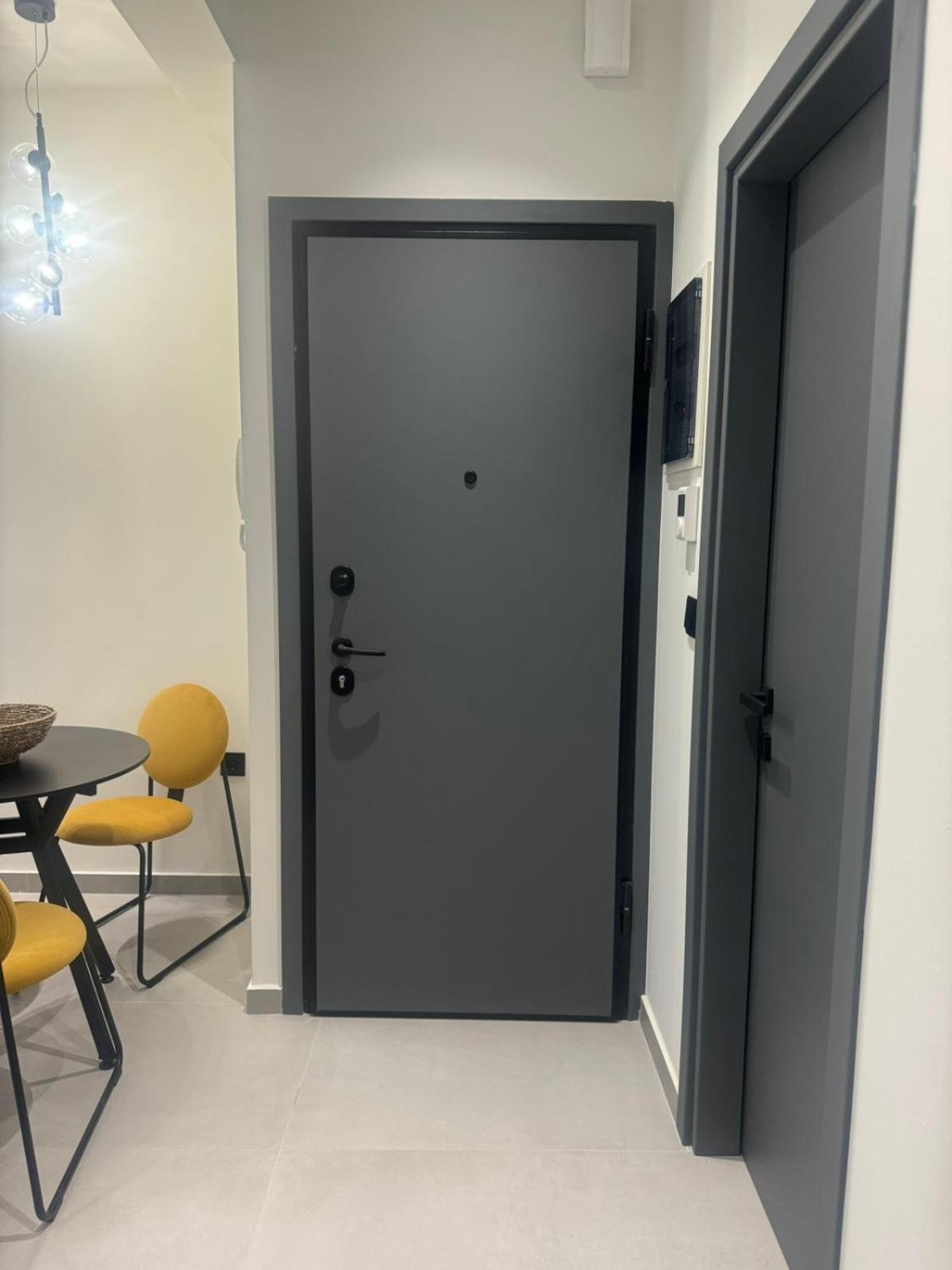 Luna-Your Urban Stay Tesalonika Bagian luar foto