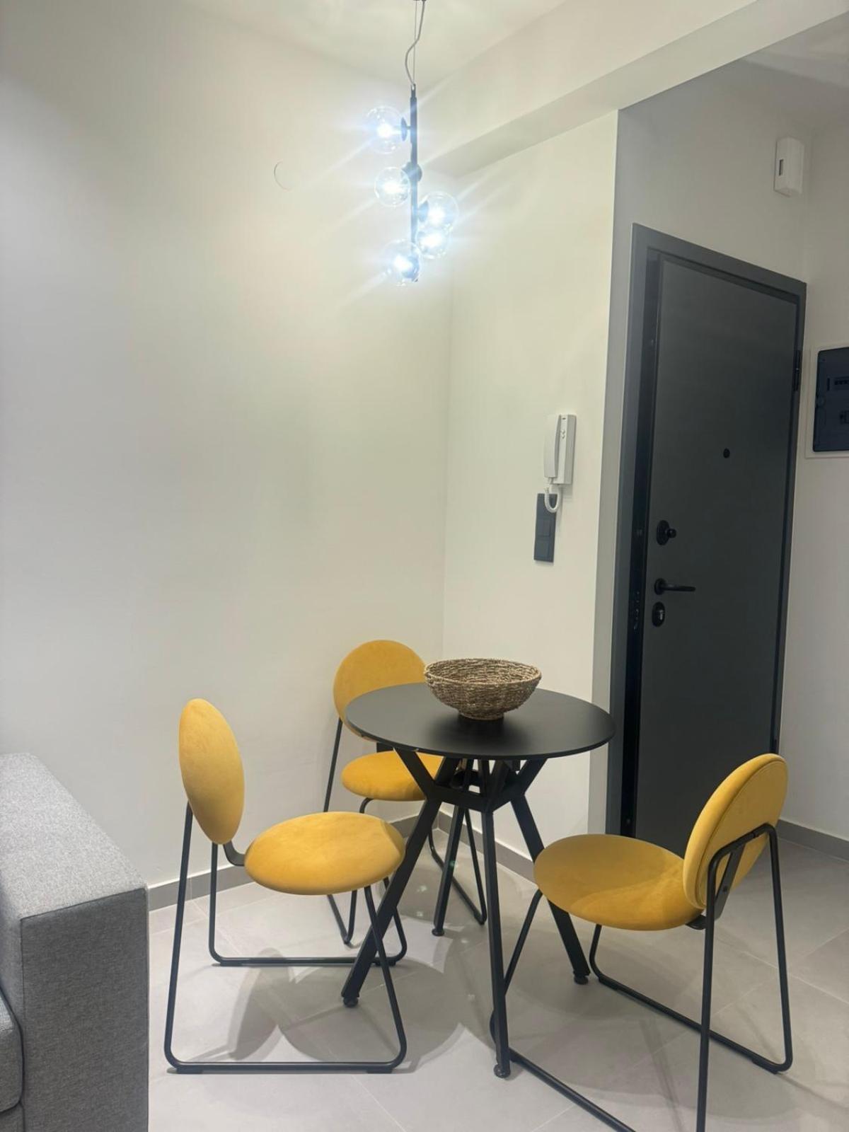 Luna-Your Urban Stay Tesalonika Bagian luar foto