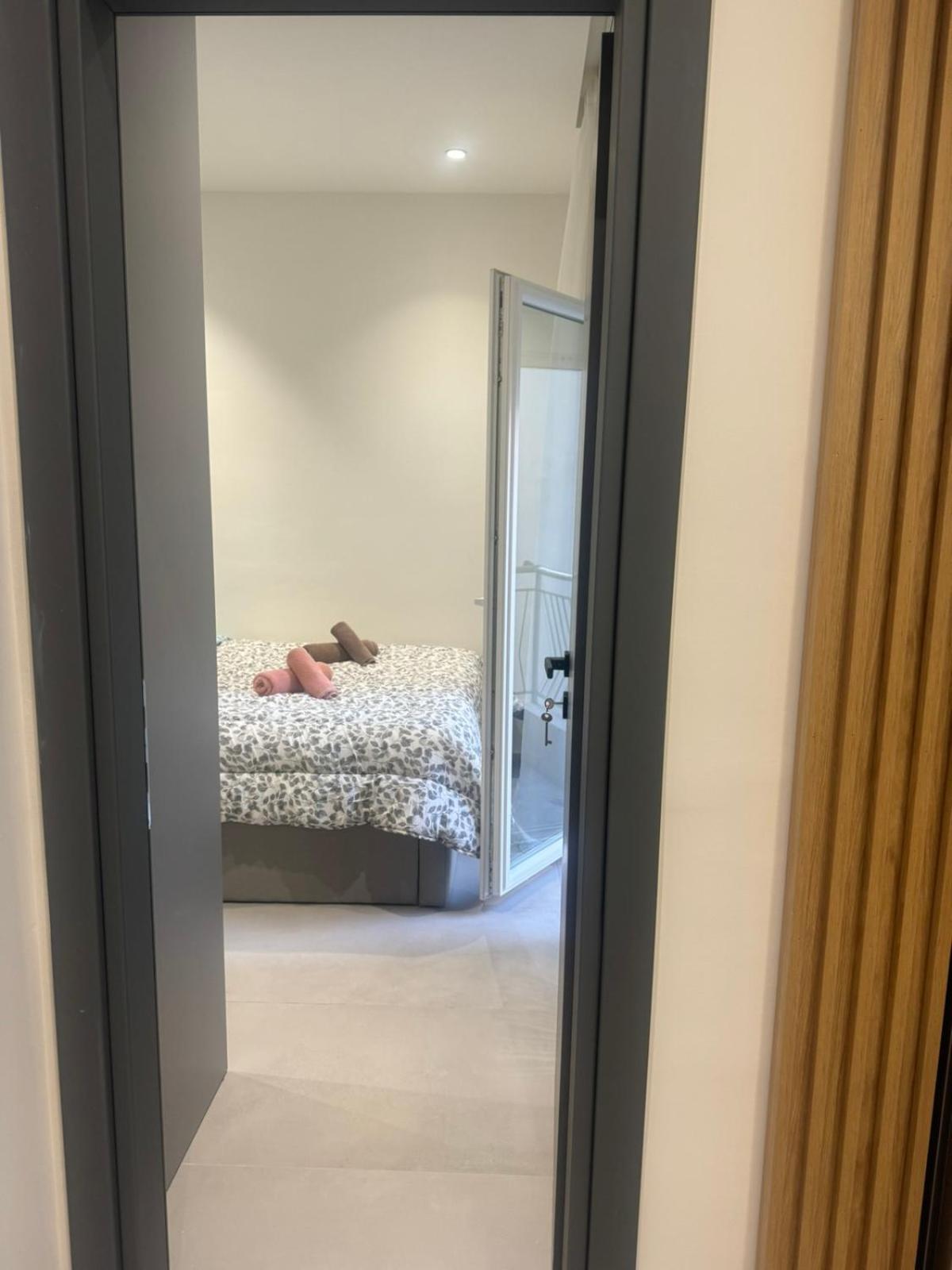 Luna-Your Urban Stay Tesalonika Bagian luar foto