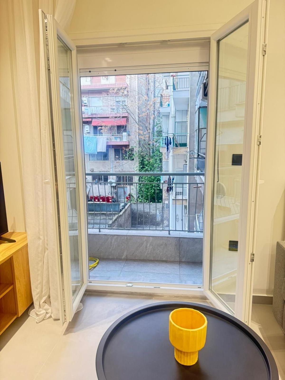 Luna-Your Urban Stay Tesalonika Bagian luar foto