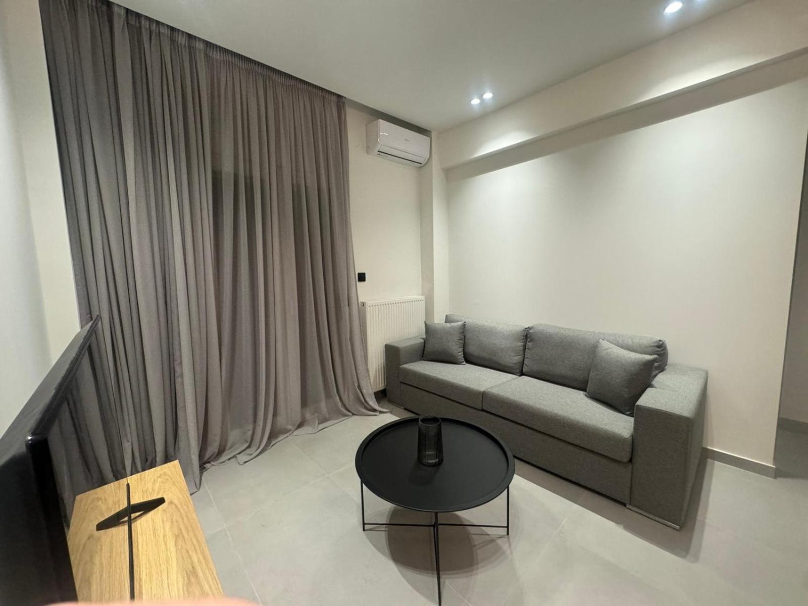 Luna-Your Urban Stay Tesalonika Bagian luar foto