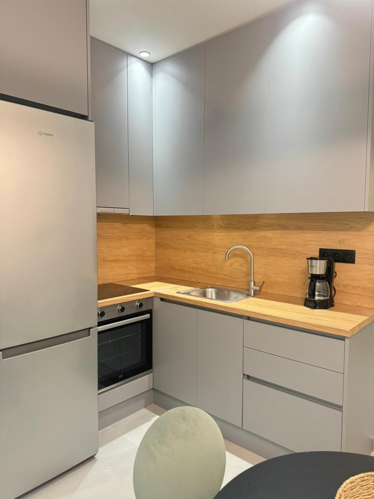 Luna-Your Urban Stay Tesalonika Bagian luar foto
