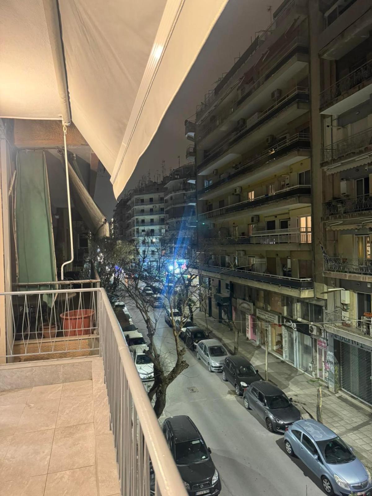 Luna-Your Urban Stay Tesalonika Bagian luar foto