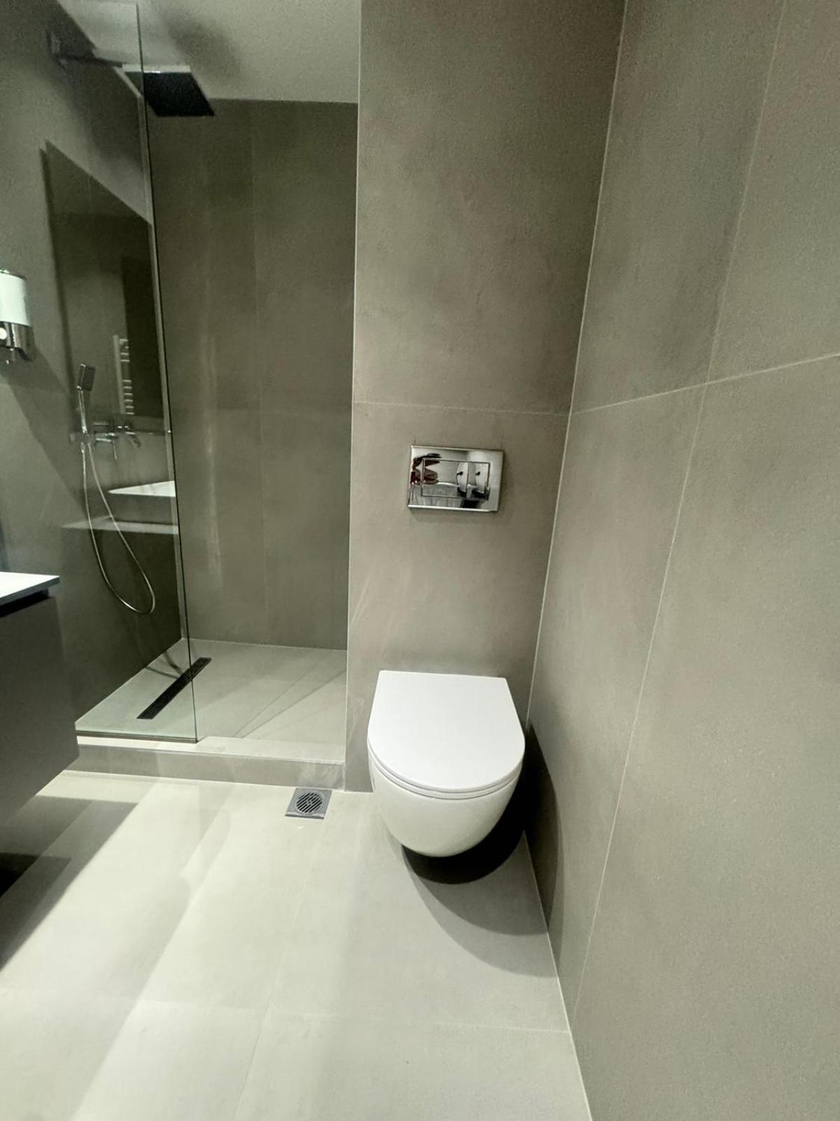 Luna-Your Urban Stay Tesalonika Bagian luar foto